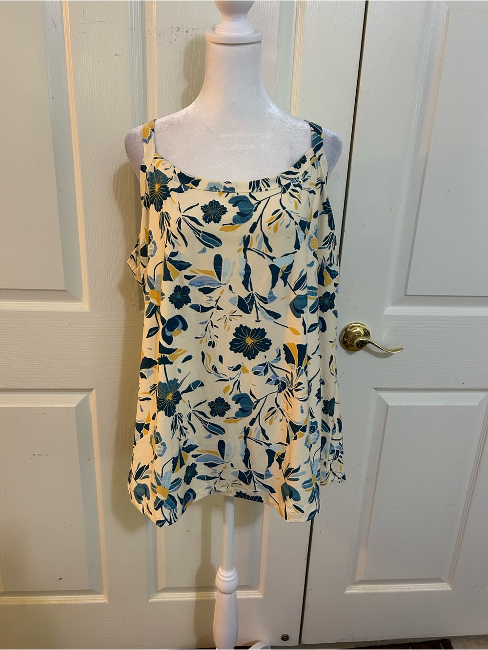 LuLaRoe floral camisole/tank, 2XL